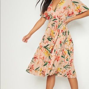 Pleated midi dress | pleated dress